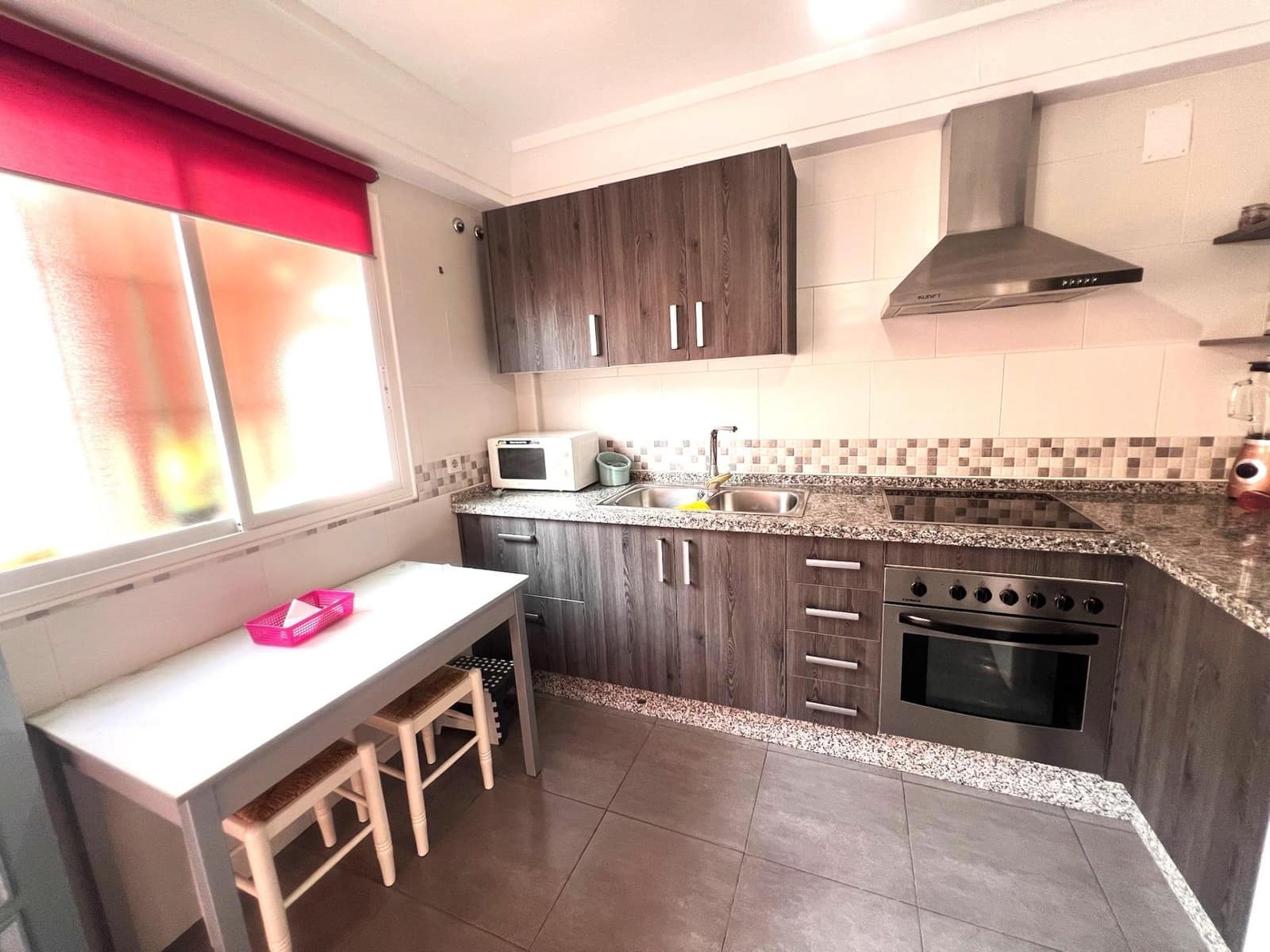 4 chambre Villa/Maison Mitoyenne à vendre à Fuengirola avec piscine - 450 000 € (Ref: 9272454)