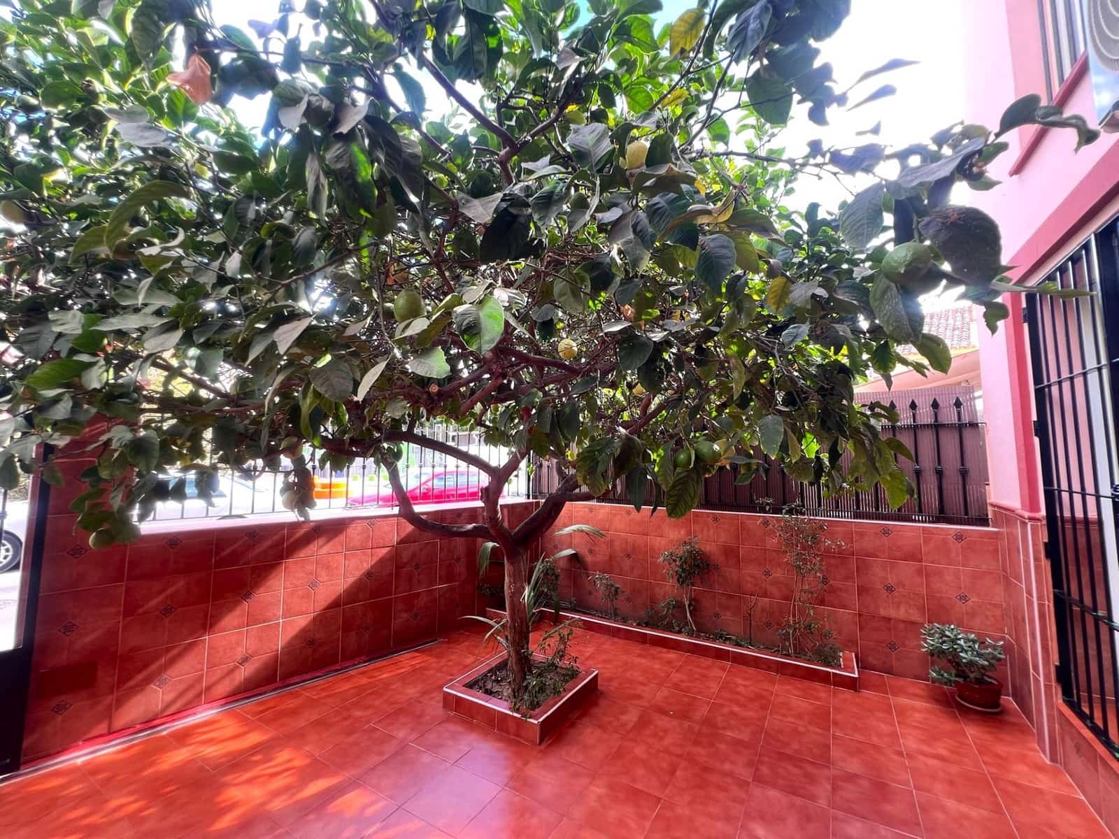 4 chambre Villa/Maison Mitoyenne à vendre à Fuengirola avec piscine - 450 000 € (Ref: 9272454)