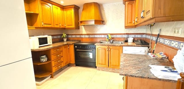 2 makuuhuone Huoneisto myytävänä paikassa Benalmadena Costa, Benalmádena - 351 000 € (Ref: 9322073)