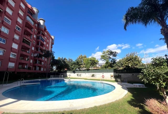 3 makuuhuone Asunto myytävänä paikassa Los Pacos, Fuengirola mukana uima-altaan - 439 000 € (Ref: 9335233)