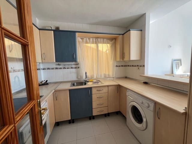 3 makuuhuone Rivitalo myytävänä paikassa Fuengirola mukana 
autotalli - 440 000 € (Ref: 9356078)