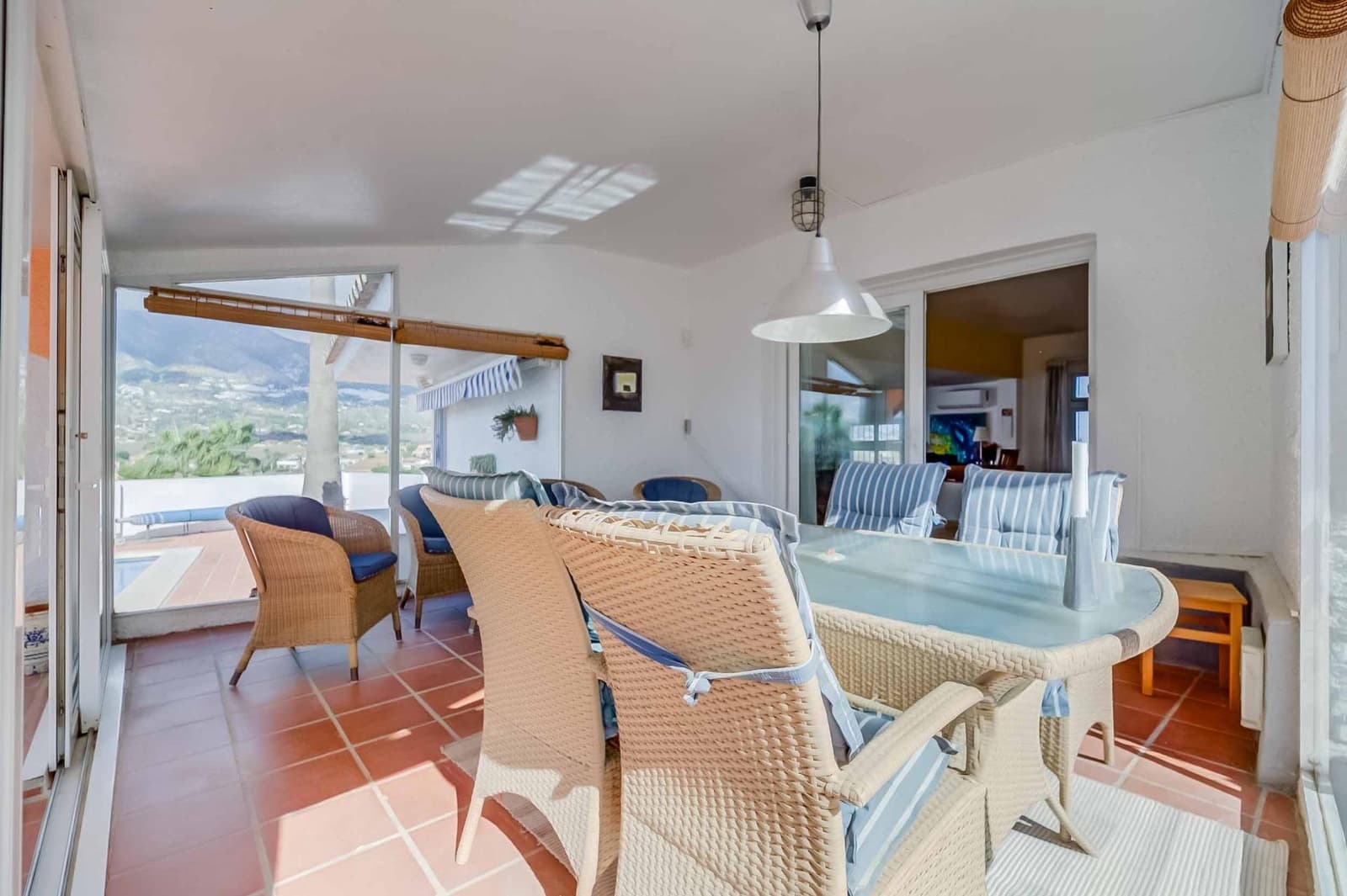 4 soveværelse Villa til salg i Mijas med swimmingpool - € 795.000 (Ref: 9382731)