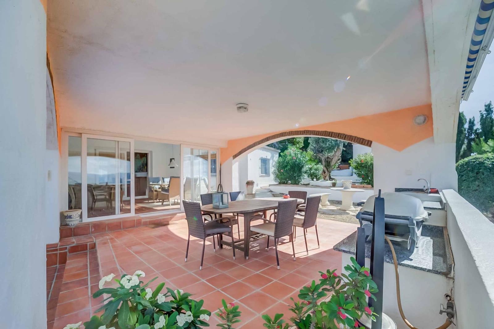 4 soveværelse Villa til salg i Mijas med swimmingpool - € 795.000 (Ref: 9382731)