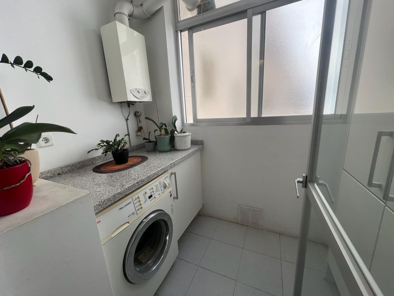 3 makuuhuone Huoneisto myytävänä paikassa Fuengirola mukana uima-altaan 
autotalli - 530 000 € (Ref: 9543831)