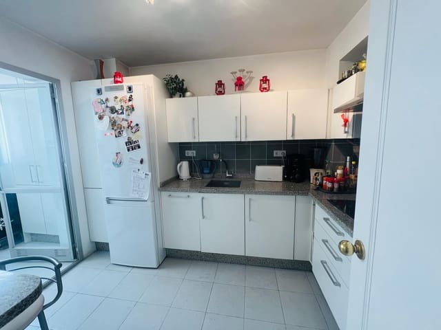 3 slaapkamer Appartement te koop in Fuengirola met garage - € 449.000 (Ref: 9543831)
