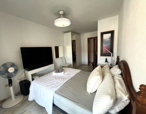 3 bedroom Flat for sale in Los Boliches , Fuengirola with pool garage - € 495,000 (Ref: 9551902)