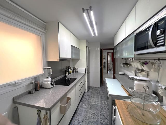 3 bedroom Flat for sale in Los Boliches , Fuengirola with pool garage - € 495,000 (Ref: 9551902)