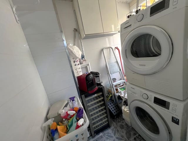 3 bedroom Flat for sale in Los Boliches , Fuengirola with pool garage - € 495,000 (Ref: 9551902)