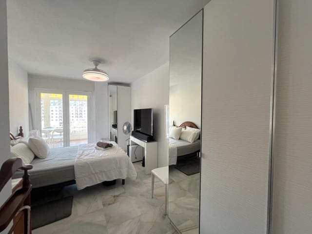 3 bedroom Flat for sale in Los Boliches , Fuengirola with pool garage - € 495,000 (Ref: 9551902)