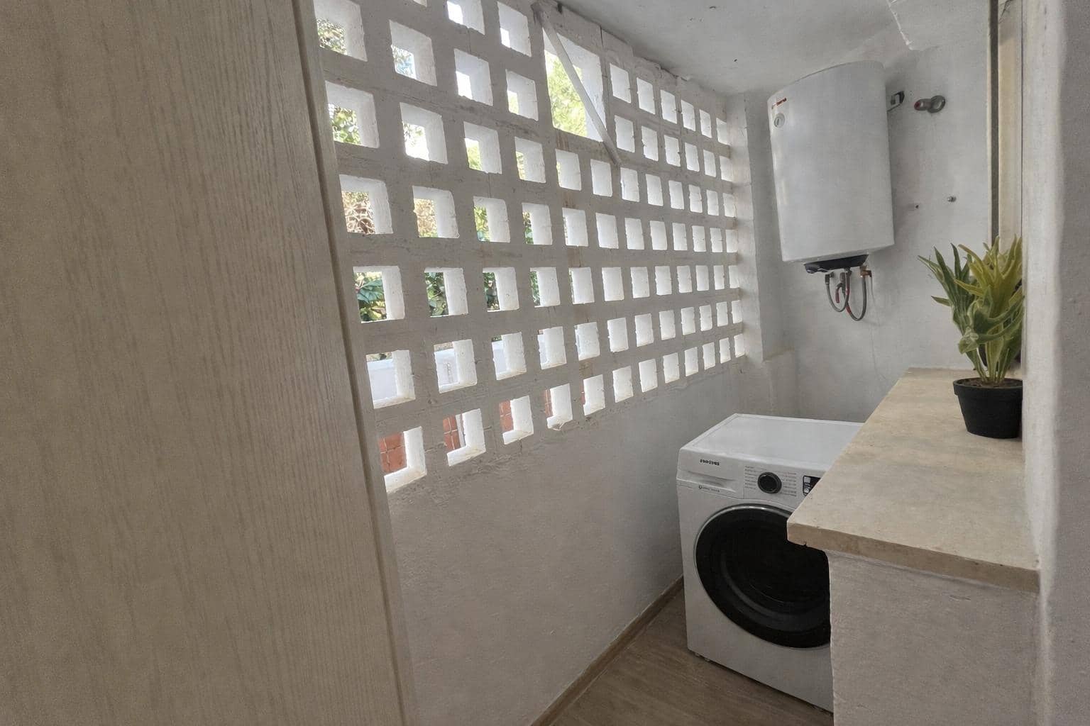 4 bedroom Apartment for sale in Mijas Golf - € 399,000 (Ref: 9569003)