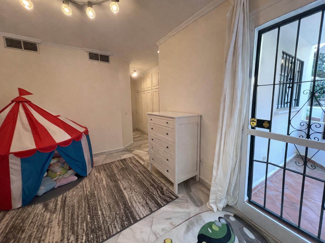 4 bedroom Apartment for sale in Mijas Golf - € 399,000 (Ref: 9569003)