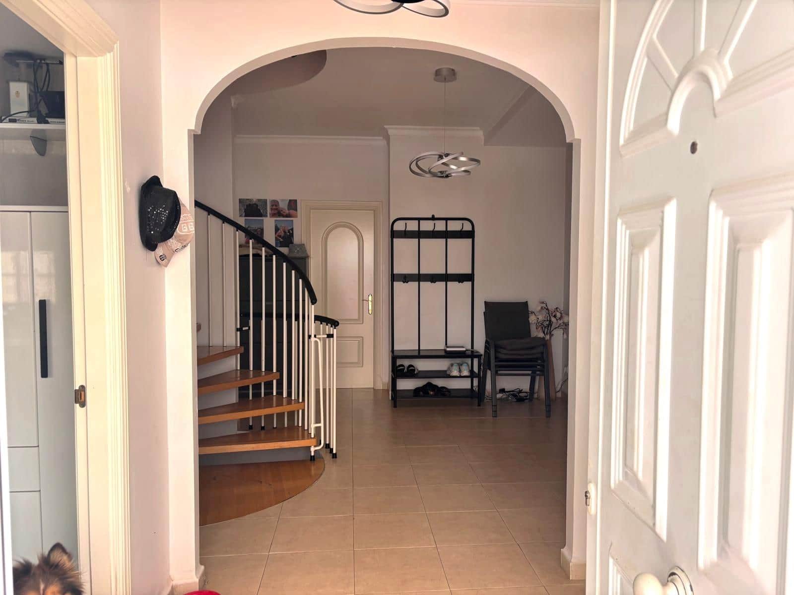 4 quarto Moradia em Banda para venda em Fuengirola com piscina garagem - 769 000 € (Ref: 9586725)