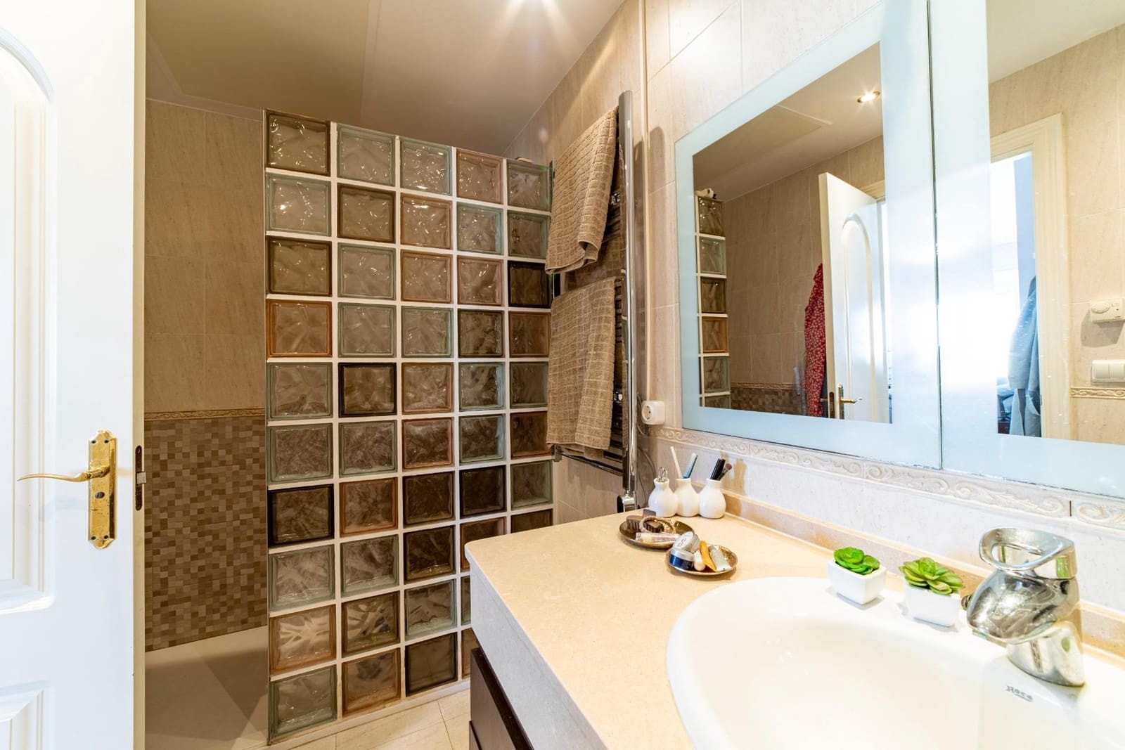 4 soveværelse Rækkehus til salg i Fuengirola med swimmingpool garage - € 599.000 (Ref: 9586725)