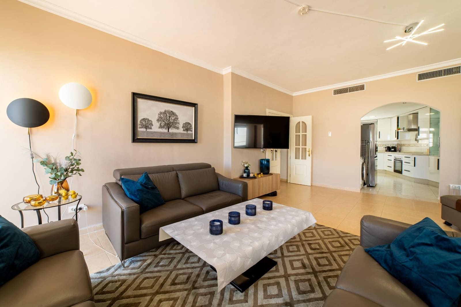 4 soveværelse Rækkehus til salg i Fuengirola med swimmingpool garage - € 599.000 (Ref: 9586725)