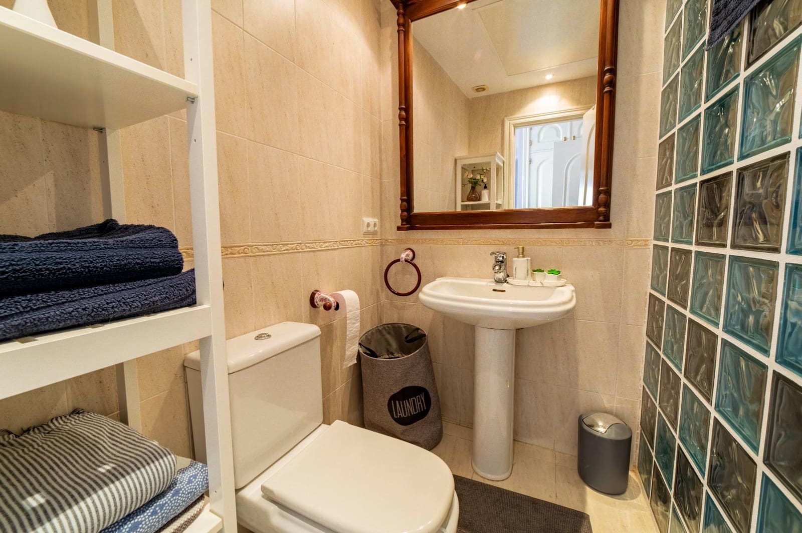 4 soveværelse Rækkehus til salg i Fuengirola med swimmingpool garage - € 599.000 (Ref: 9586725)