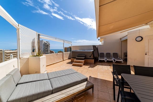 4 sovrum Radhus till salu i Fuengirola med pool garage - 669 000 € (Ref: 9586725)