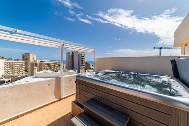 4 sovrum Radhus till salu i Fuengirola med pool garage - 669 000 € (Ref: 9586725)