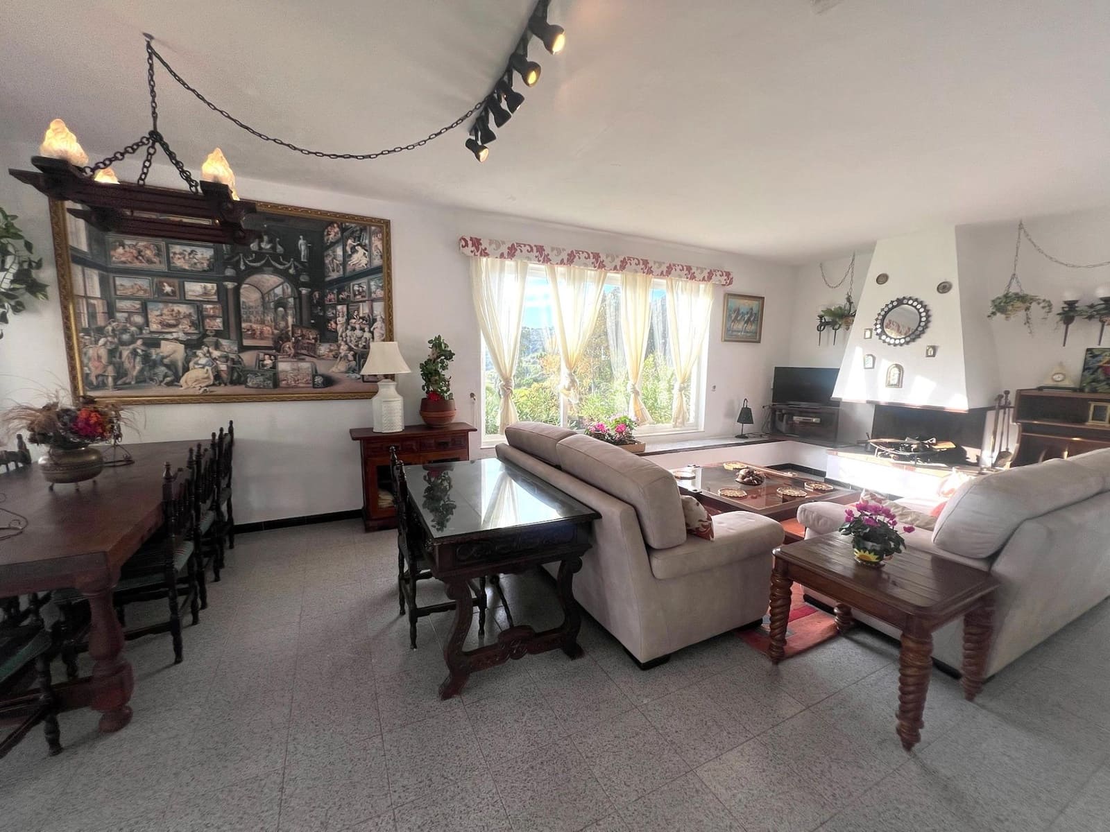 4 makuuhuone Huvila vuokrattavana paikassa Mijas mukana uima-altaan - 2 500 € (Ref: 9637786)