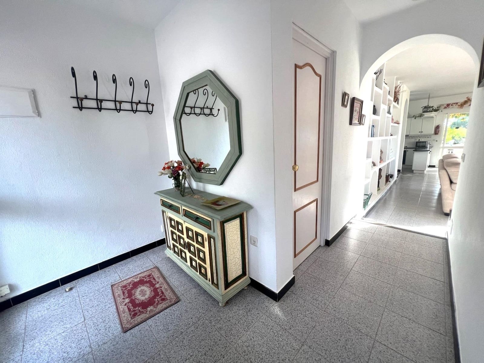 4 makuuhuone Huvila vuokrattavana paikassa Mijas mukana uima-altaan - 2 500 € (Ref: 9637786)