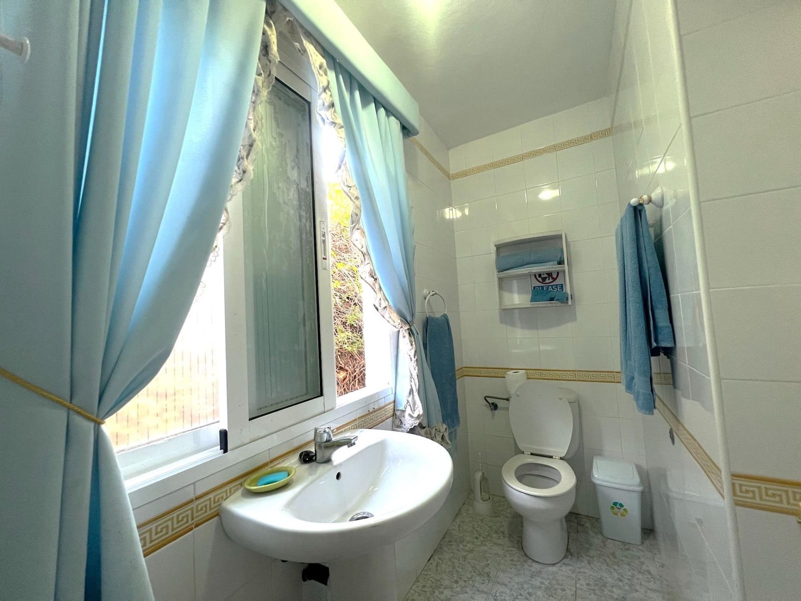 4 makuuhuone Huvila vuokrattavana paikassa Mijas mukana uima-altaan - 2 500 € (Ref: 9637786)