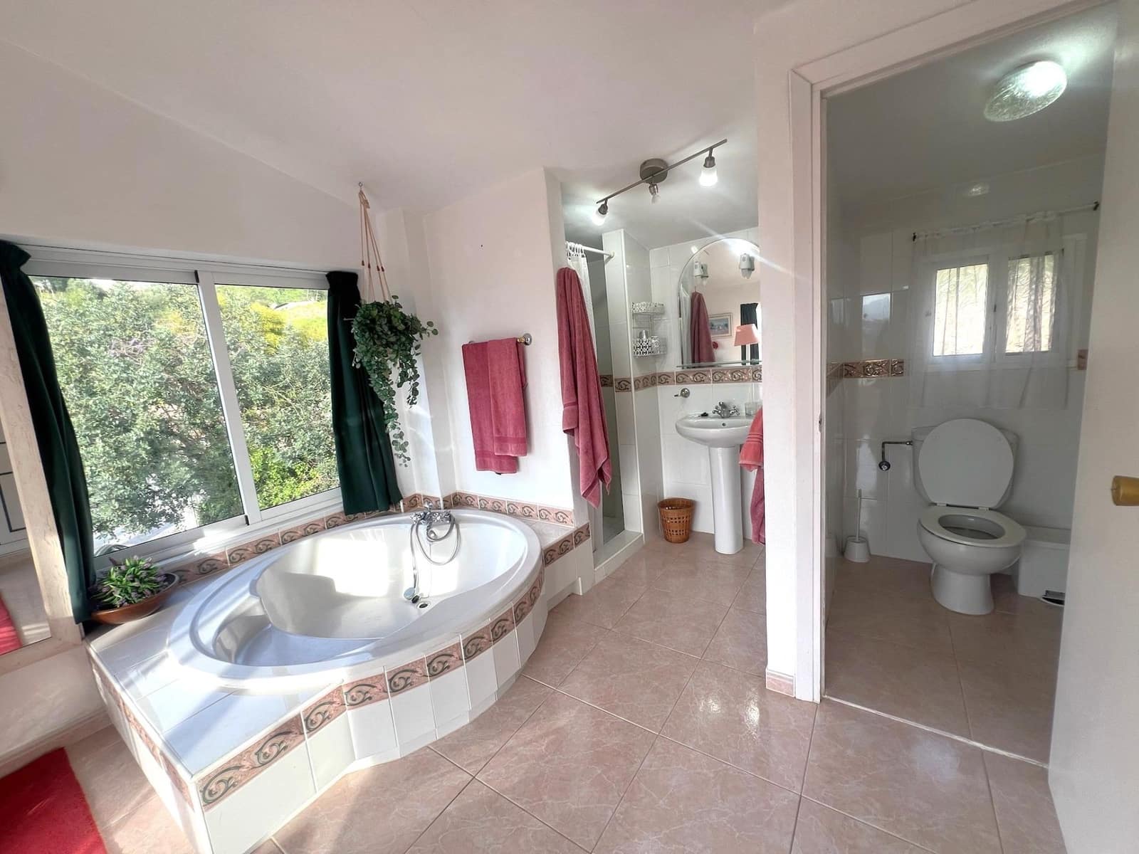 4 makuuhuone Huvila vuokrattavana paikassa Mijas mukana uima-altaan - 2 500 € (Ref: 9637786)