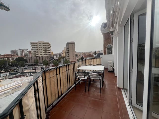 2 makuuhuone Huoneisto vuokrattavana paikassa Fuengirola mukana uima-altaan - 1 600 € (Ref: 9666753)