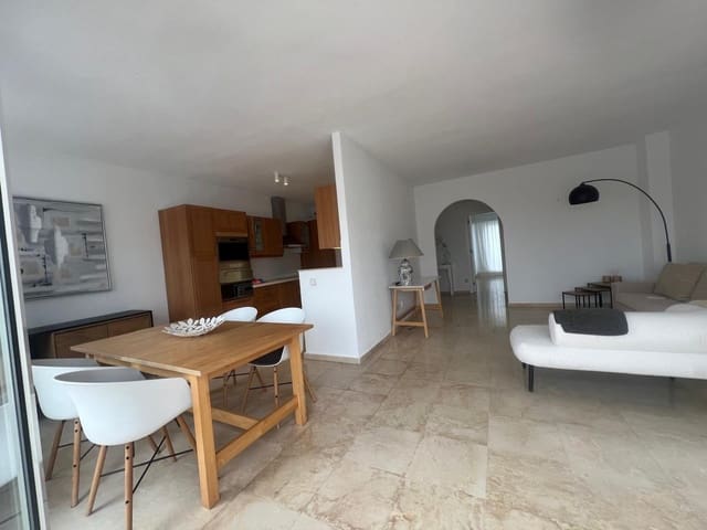 2 makuuhuone Huoneisto vuokrattavana paikassa Fuengirola mukana uima-altaan - 1 600 € (Ref: 9666753)