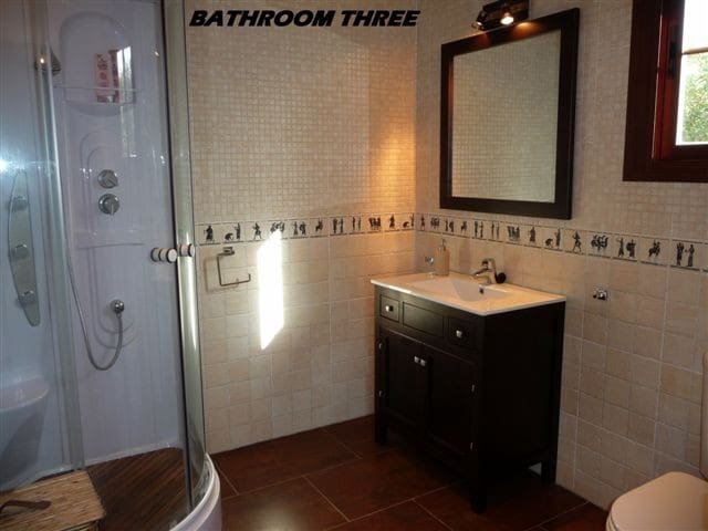 Chalet de 4 habitaciones en Coín en venta - 1.950.000 € (Ref: 9679992)