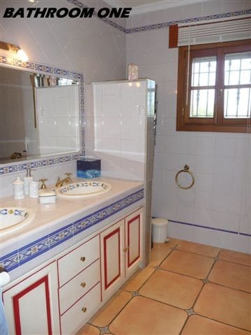 4 bedroom Villa for sale in Coin - € 1,950,000 (Ref: 9679992)