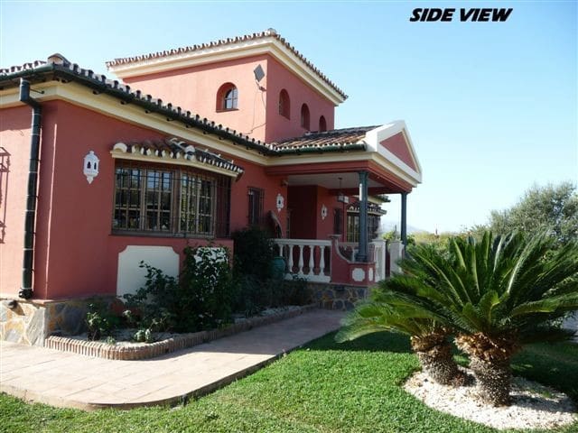 4 bedroom Villa for sale in Coin - € 1,950,000 (Ref: 9679992)