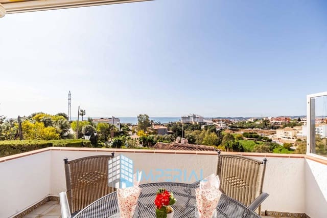 2 makuuhuone Huvila myytävänä paikassa Fuengirola - 650 000 € (Ref: 9690973)