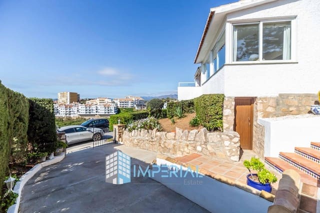 2 makuuhuone Huvila myytävänä paikassa Fuengirola - 650 000 € (Ref: 9690973)