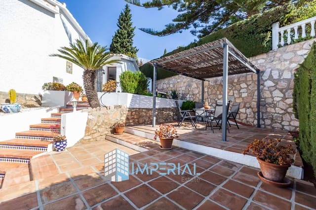 2 makuuhuone Huvila myytävänä paikassa Fuengirola - 650 000 € (Ref: 9690973)