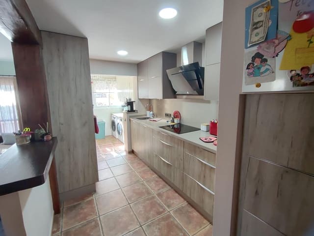 3 Zimmer Reihenhaus zu verkaufen in Las Lagunas de Mijas, Mijas mit Pool Garage - 490.000 € (Ref: 9755901)