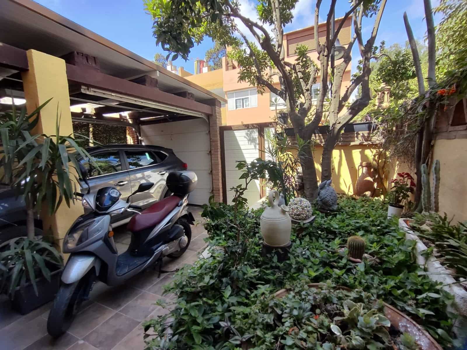 3 Zimmer Reihenhaus zu verkaufen in Las Lagunas de Mijas mit Pool Garage - 490.000 € (Ref: 9755901)