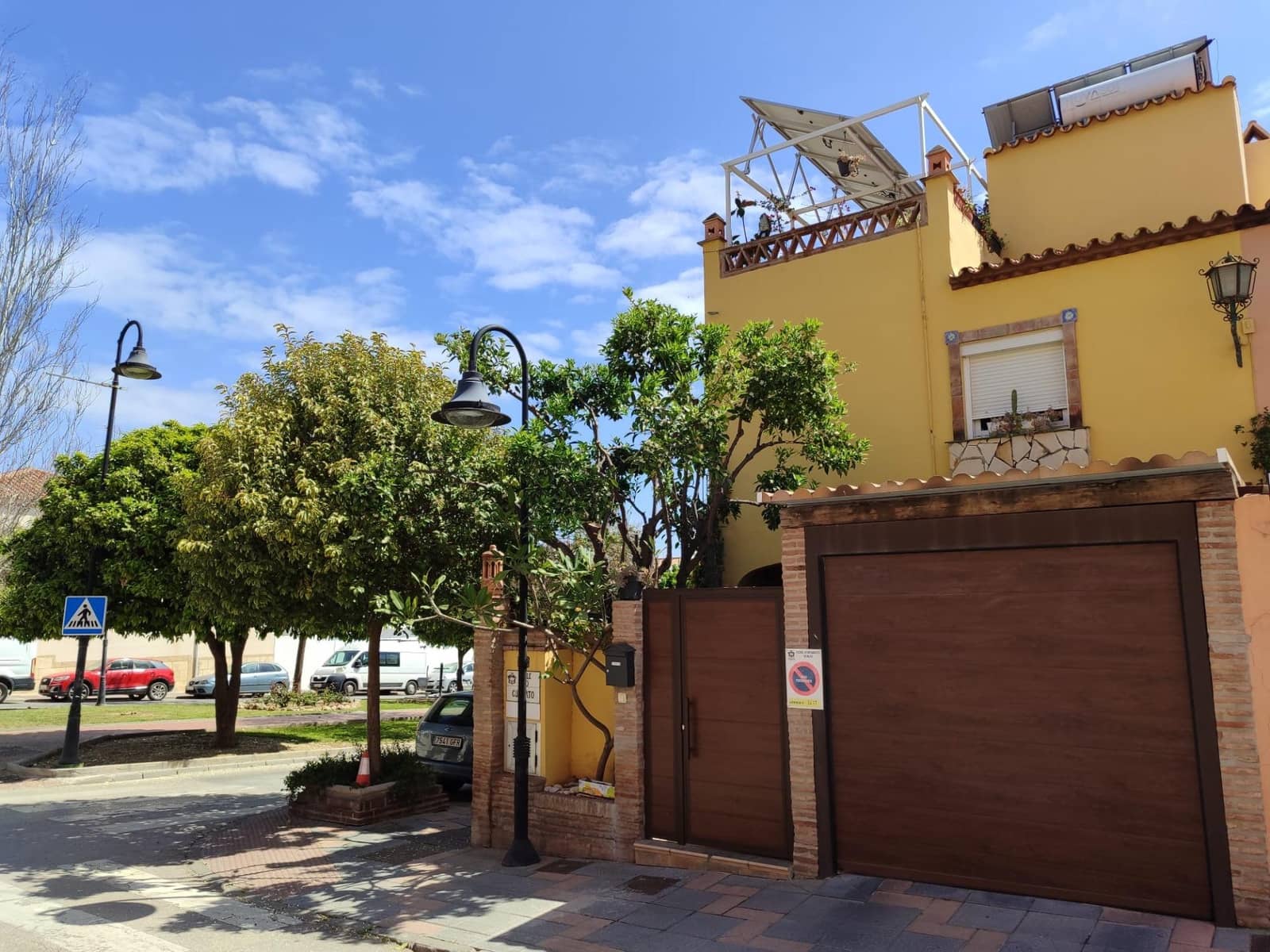 4 soverom Rekkehus til salgs i Las Lagunas de Mijas med svømmebasseng garasje - € 425 000 (Ref: 9755901)