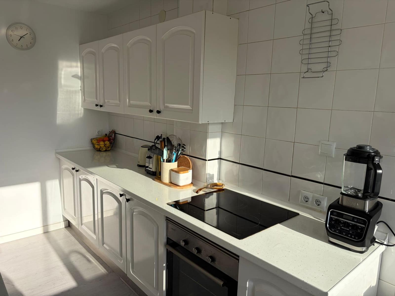 3 bedroom Apartment for sale in El Coto - € 325,000 (Ref: 9788554)