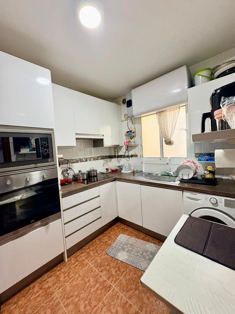 3 soveværelse Lejlighed til salg i Las Lagunas de Mijas - € 235.000 (Ref: 9788555)