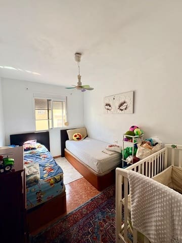 3 soveværelse Lejlighed til salg i Las Flores, Mijas - € 235.000 (Ref: 9788555)