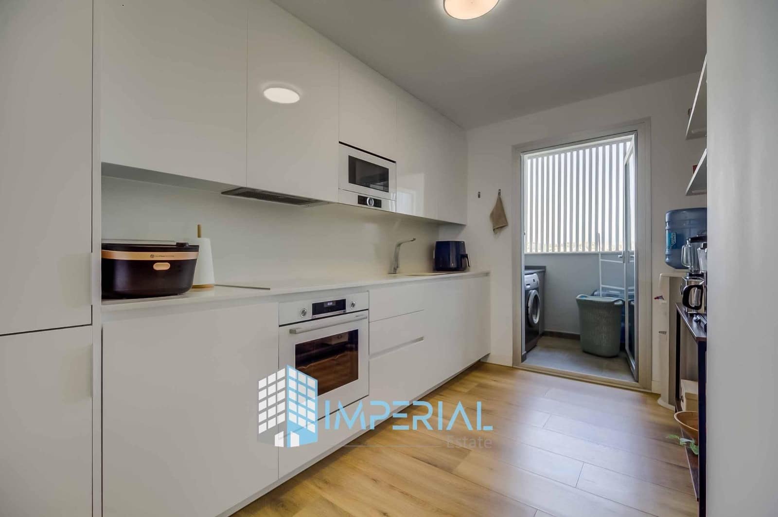 2 sovrum Lägenhet till salu i Fuengirola med pool - 449 000 € (Ref: 9808169)