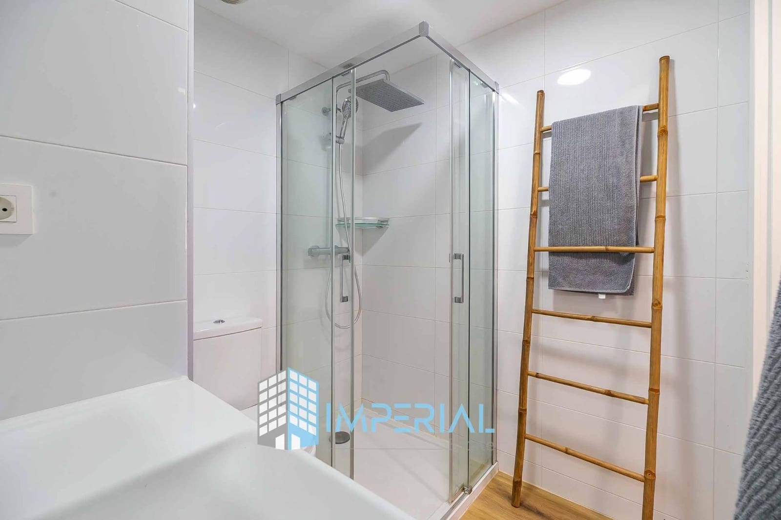 2 sovrum Lägenhet till salu i Fuengirola med pool - 449 000 € (Ref: 9808169)