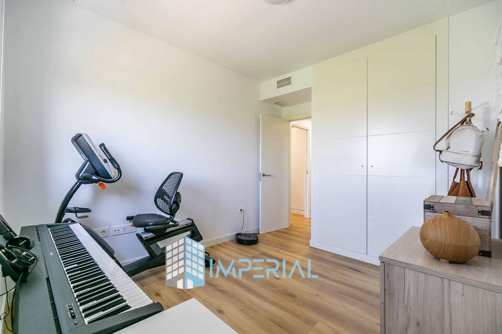 2 sovrum Lägenhet till salu i Fuengirola med pool - 449 000 € (Ref: 9808169)