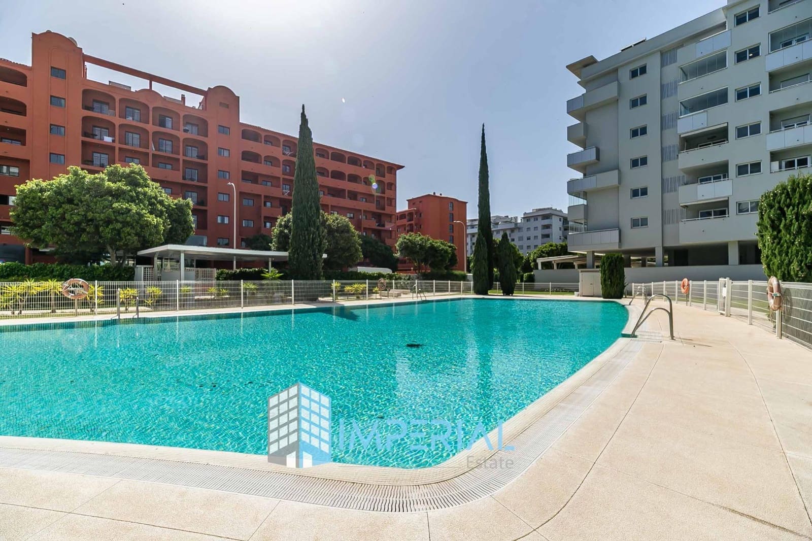 2 sovrum Lägenhet till salu i Fuengirola med pool - 449 000 € (Ref: 9808169)