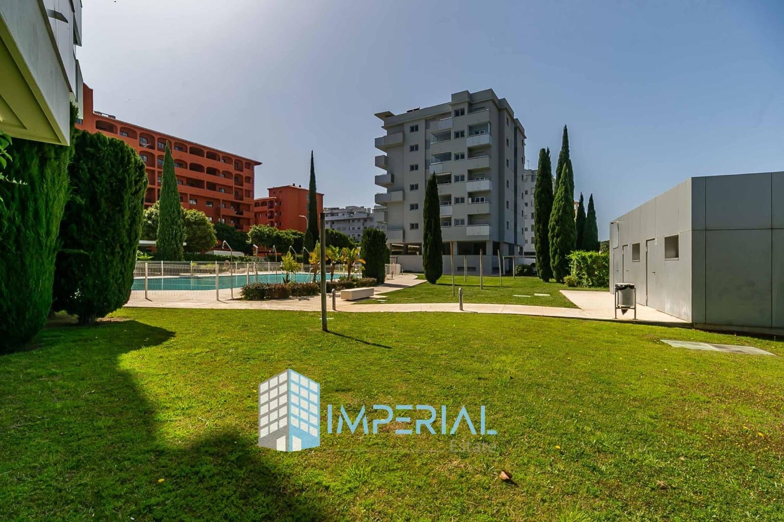 2 sovrum Lägenhet till salu i Fuengirola med pool - 449 000 € (Ref: 9808169)