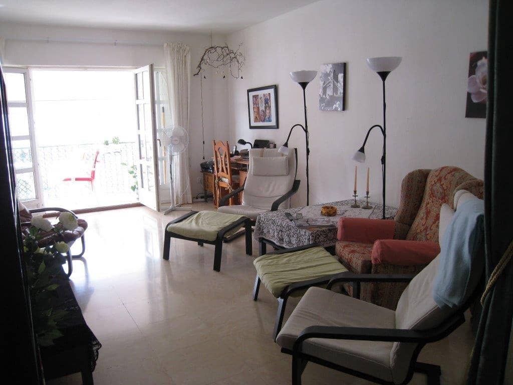 Appartement de 2 chambres à louer à Fuengirola - 1 300 € (Ref: 9812295)