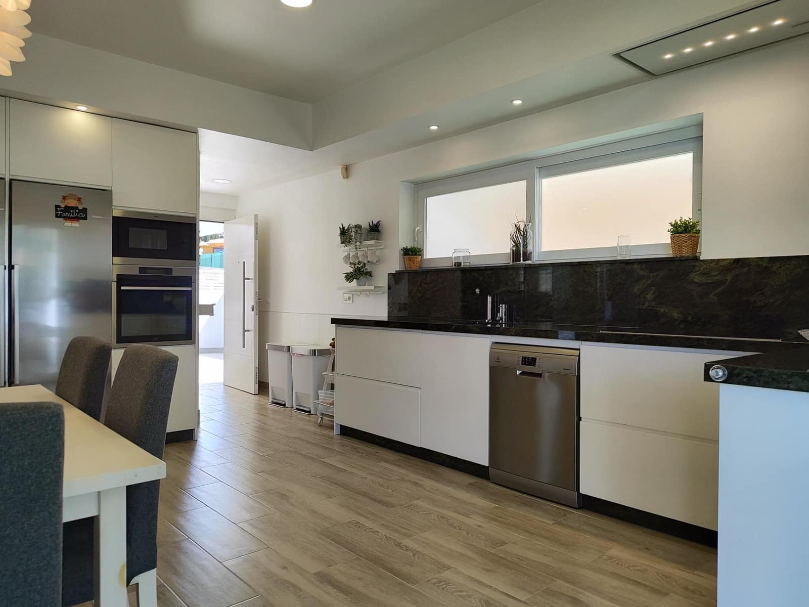 4 quarto Moradia para venda em Mijas com piscina garagem - 849 000 € (Ref: 9818049)
