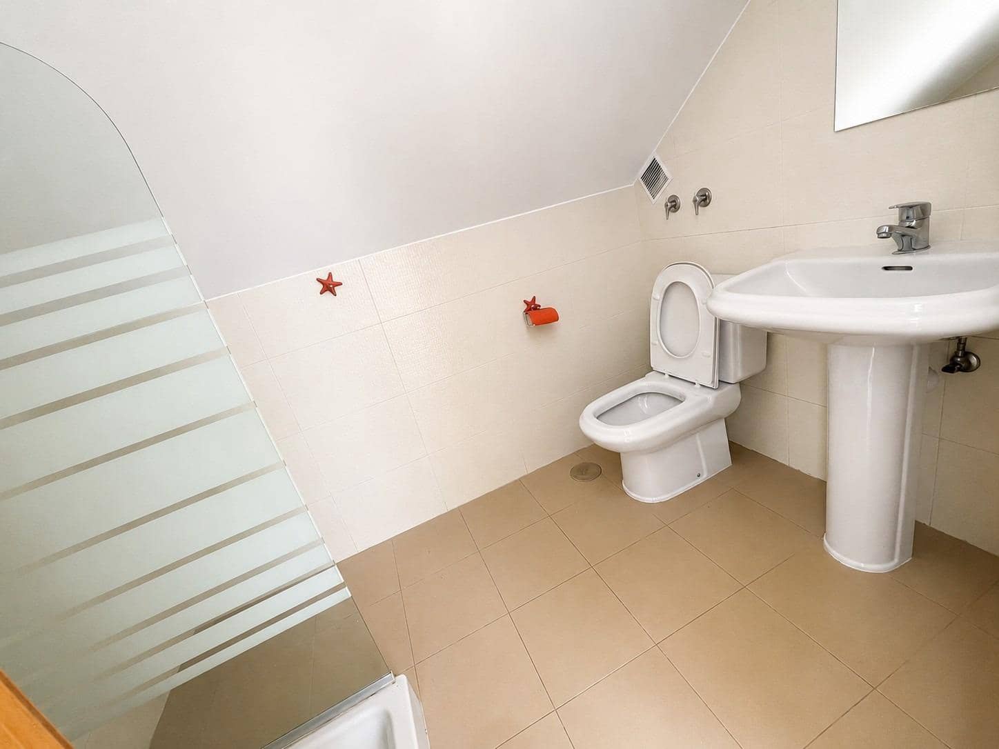 4 slaapkamer Rijtjeshuis te koop in Benalmadena met garage - € 490.000 (Ref: 9822760)