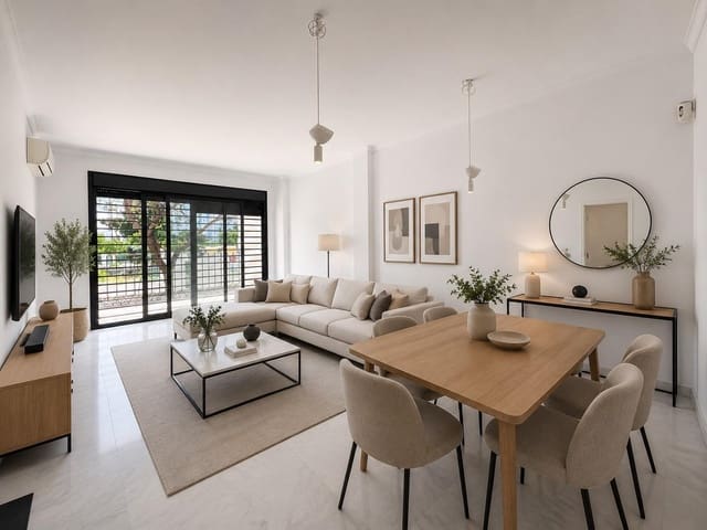 4 slaapkamer Rijtjeshuis te koop in Benalmádena met garage - € 490.000 (Ref: 9822760)
