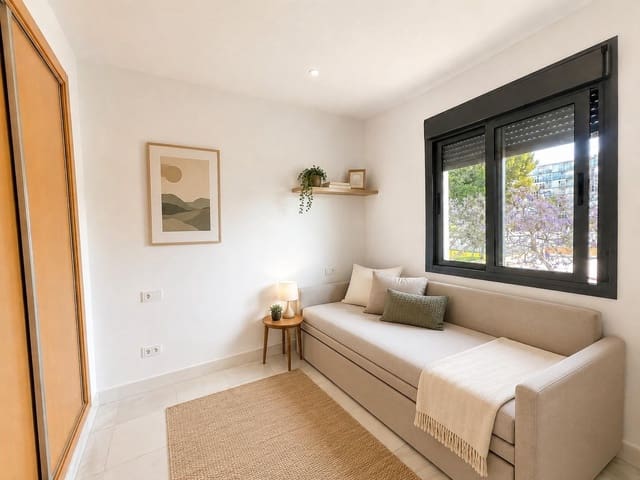 4 slaapkamer Rijtjeshuis te koop in Benalmádena met garage - € 490.000 (Ref: 9822760)