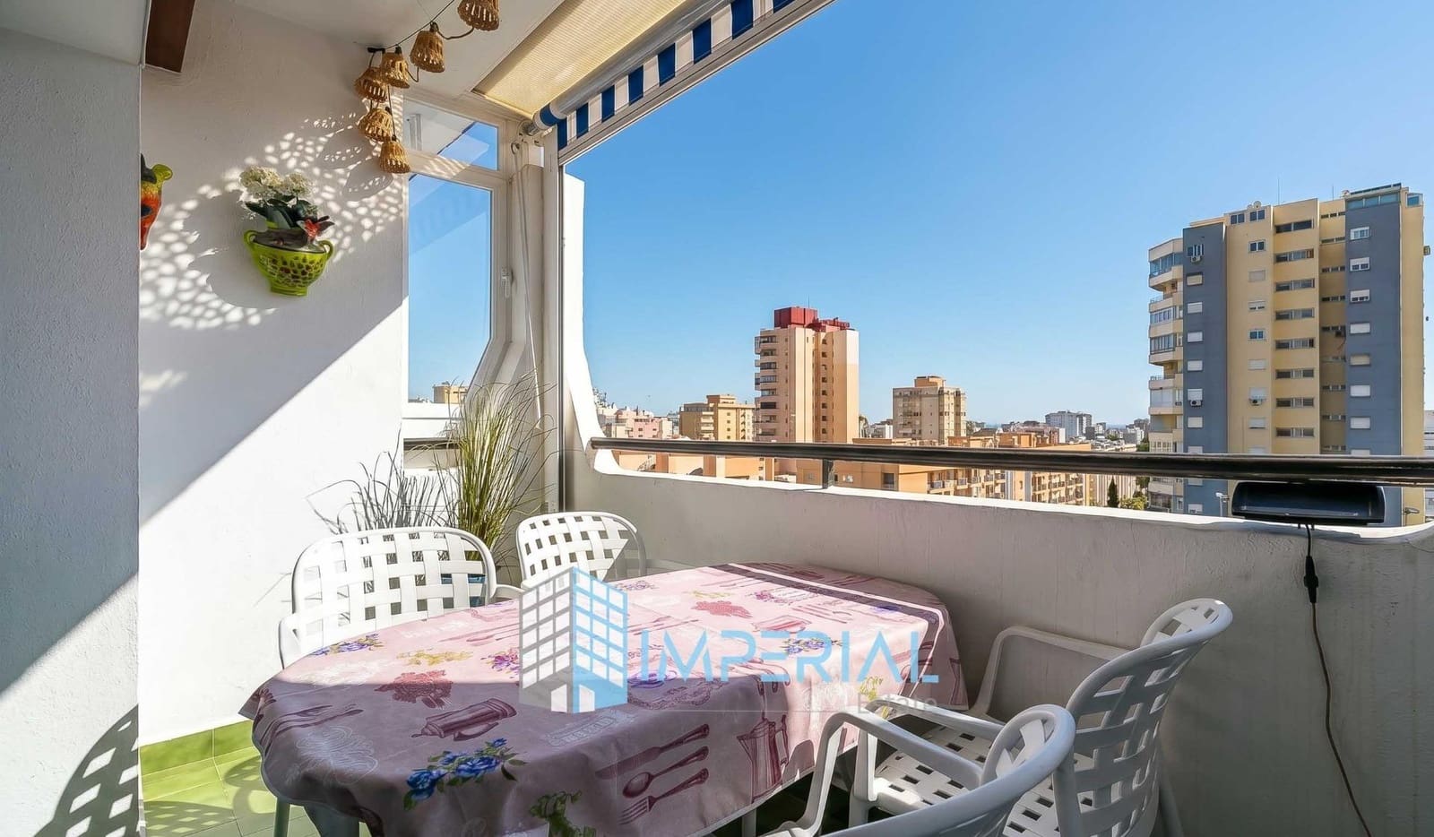 2 soverom Leilighet til salgs i Fuengirola med svømmebasseng - € 299 000 (Ref: 9840411)